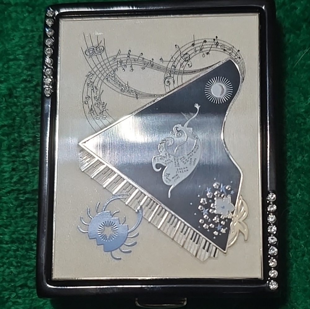 2004 Estée Lauder Collectible Powder Compact Art Deco Erte Zodiac CANCER Rare!!!